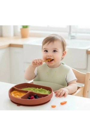 Babyjem Vakum Tabanlı Sabitlenebilir Silikon Tabak Mocha