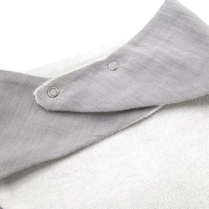 Babyjem Ahşap Diş Kaşıyıcılı Bürümcük Müslin Önlük Gri