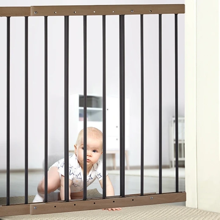 Babyjem Ayarlanabilir Ahşap Demir Destekli Güvenlik Kapısı