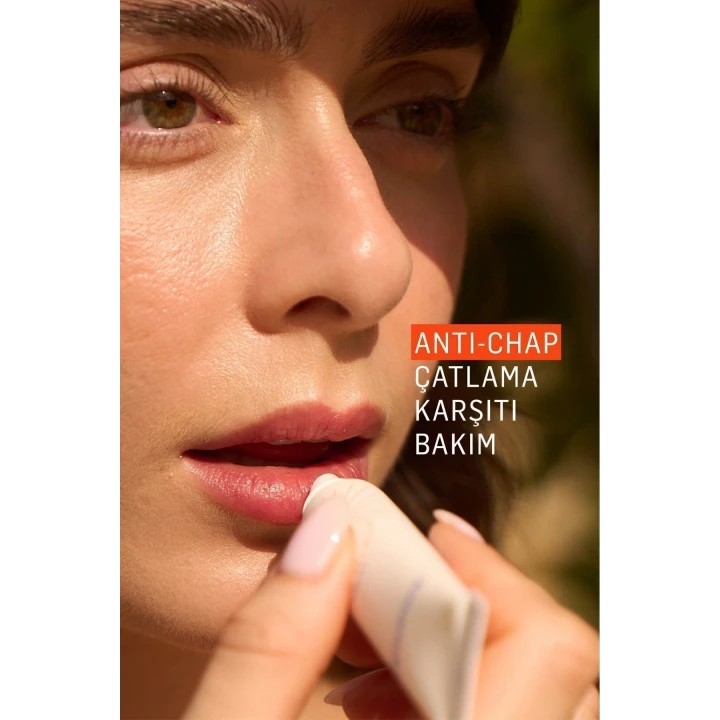 Athenias Lip Balm Anti Chap 15 gr Spf15 Organik Çilek Aromalı Dudak Bakımı Çatlak Karşıtı