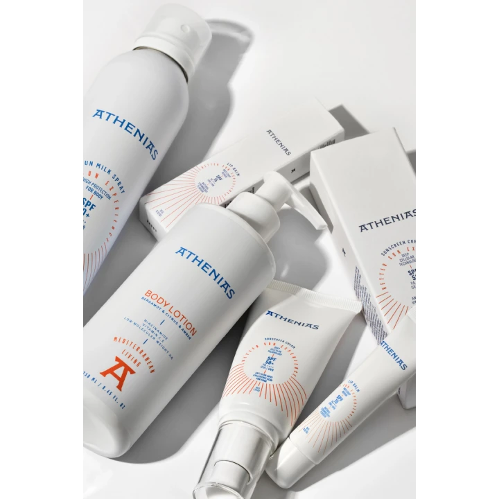 Athenias Sun Milk Spray 200 ml Spf50+ Tüm Cilt Tipleri İçin UVA UVB Yüksek Korumalı Güneş Kremi