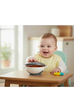 Babyjem Vakumlu Sabitlenebilir Kapaklı Mama Beslenme Tabağı Gri (BPA İçermez)