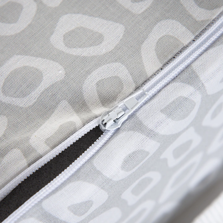 Babyjem QuickBoost Taşınabilir Mama Sandalye Yükseltici Minder Gri Kare