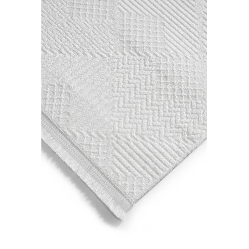 İnci Akrilik Halı Beyaz