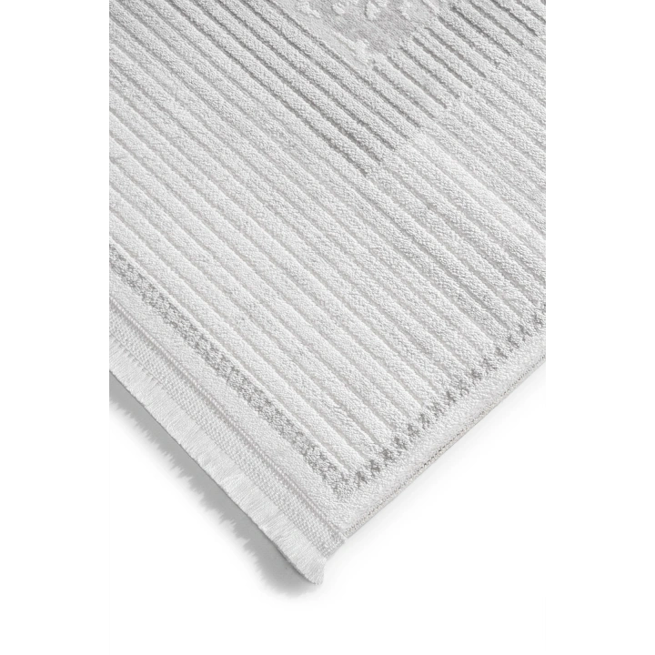 İnci Akrilik Halı Beyaz