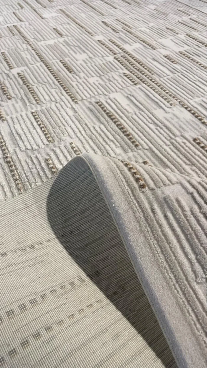 Evole 212B Modern Dokulu Çzigili Krem Halı