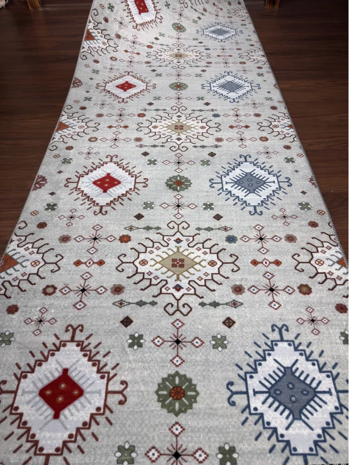 Fenomen Carpet Sarar Etnik Desenli Kaymaz Yolluk