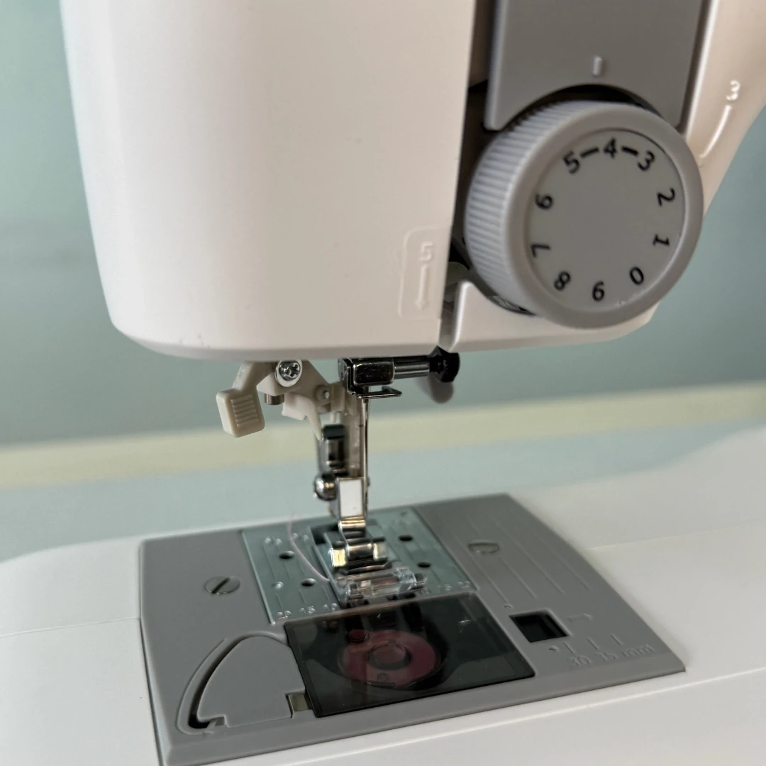 Acme 118 Düz Dikiş Makinesi 18 Çeşit Dikiş