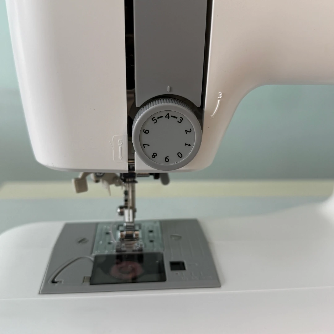 Acme 118 Düz Dikiş Makinesi 18 Çeşit Dikiş