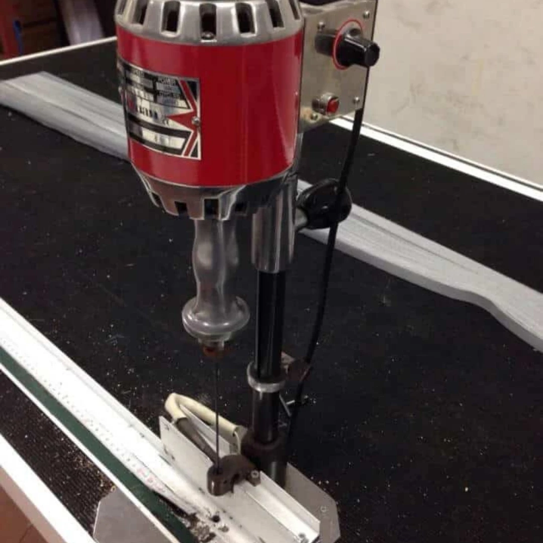 İz Delgi Tül Delme Biz Makinesi