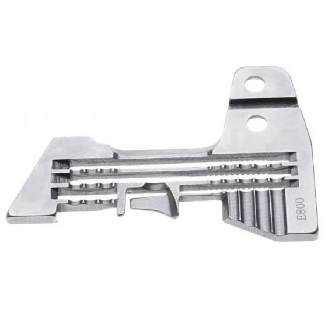 Siruba Overlok 3 İplik 4mm Plaka / E800