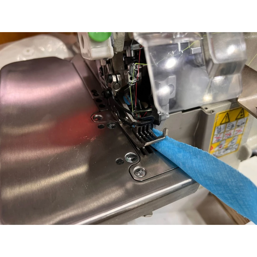 Wasp WP-900-5UTD-EXT Akıllı Full Otomatik Transportlu 5 İplik Kot Overlok Makinası