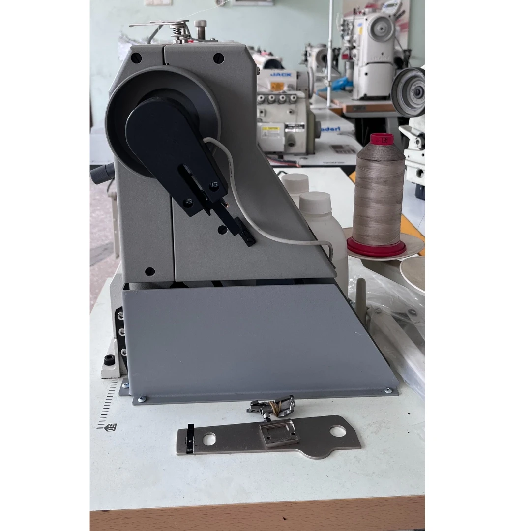 Wasp WP-T335-B İnce Baş Biye Çift Papuç Makinası