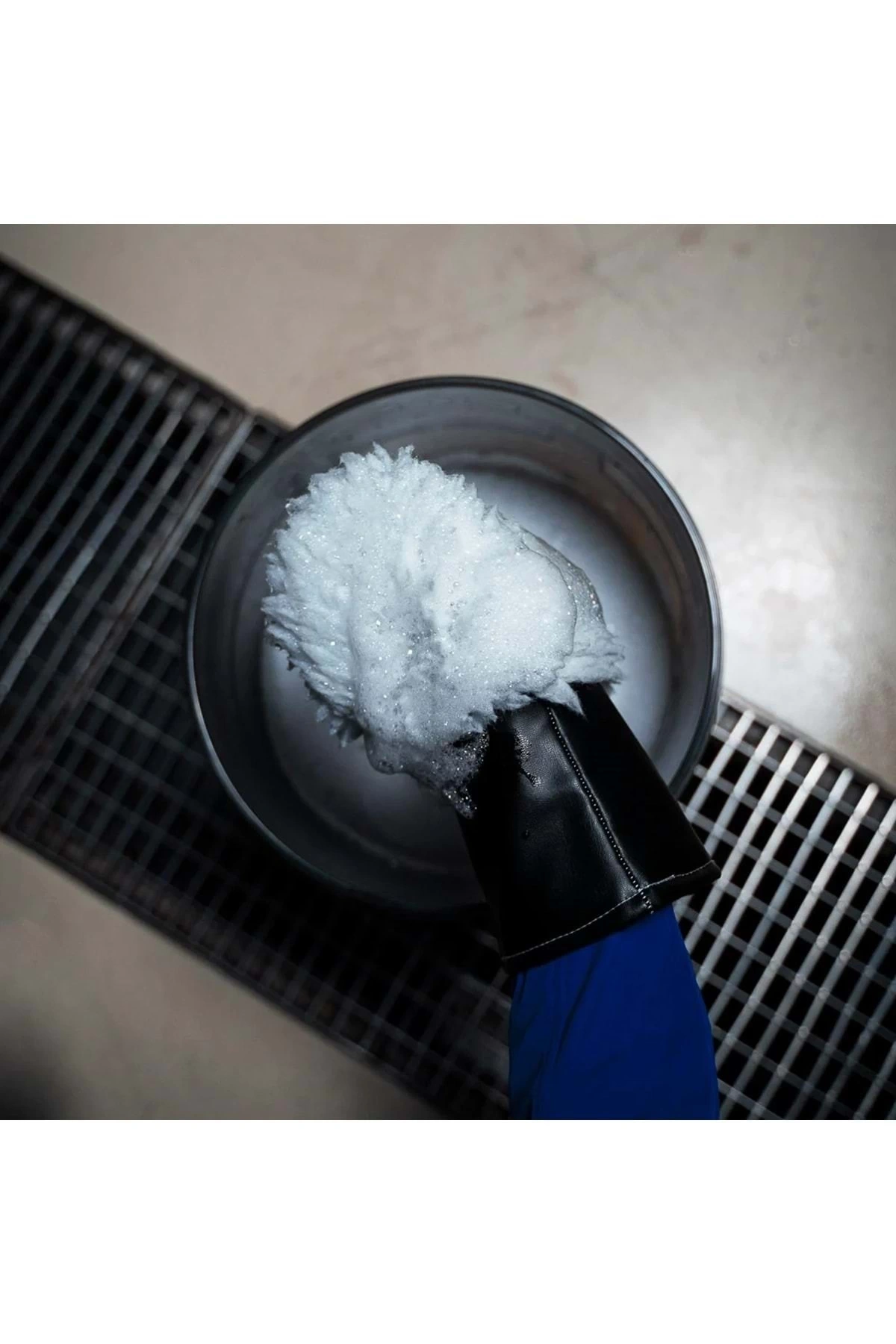 FRA-BER Bersolux Cilalı Köpüklü Manuel Araç Yıkama Şampuanı - 1000 ml