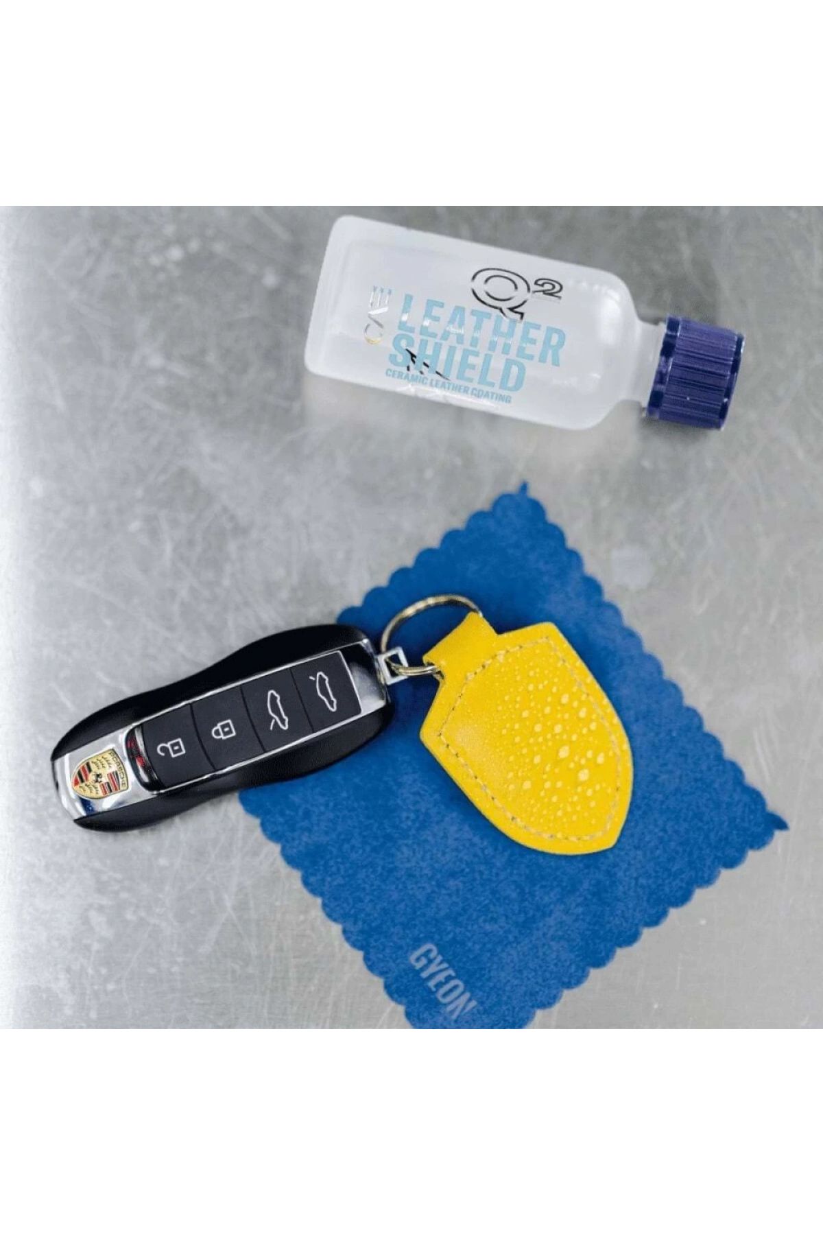 GYEON Q² Leather Shield EVO Deri Aksamlar İçin Koruyucu Seramik Kaplama - 50 ml