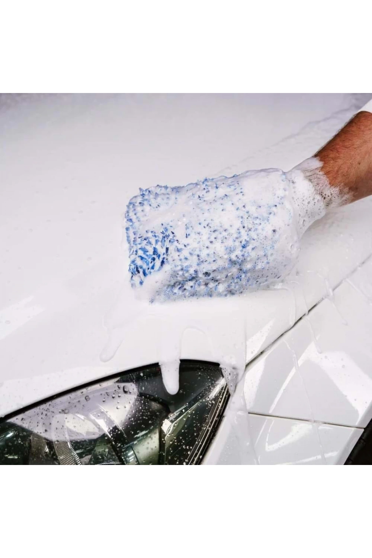 GYEON Q²M Bathe PH Nötr Cilalı Oto Şampuanı 1000 ml