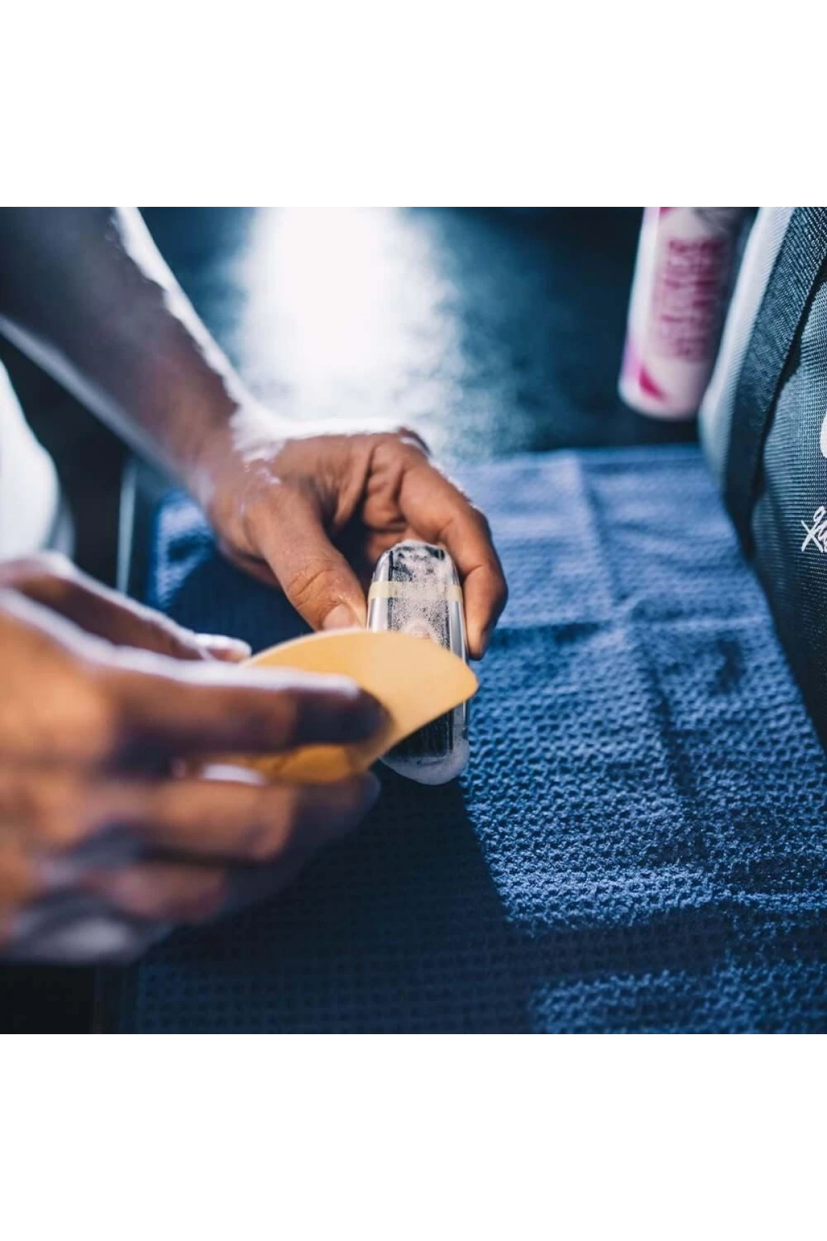 GYEON Q²M Leather Brush Deri Temizlik Fırçası