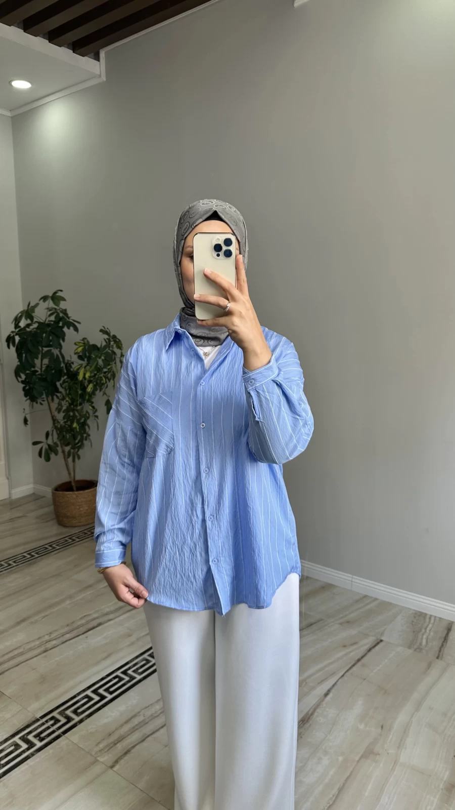 Oversize İnce Çizgili Gömlek