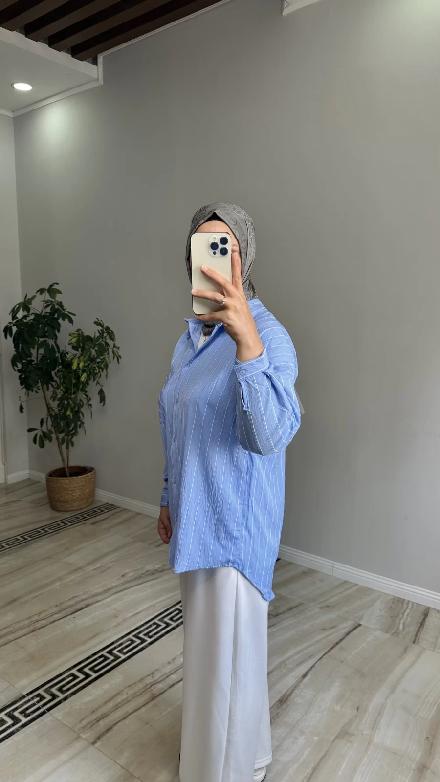 Oversize İnce Çizgili Gömlek