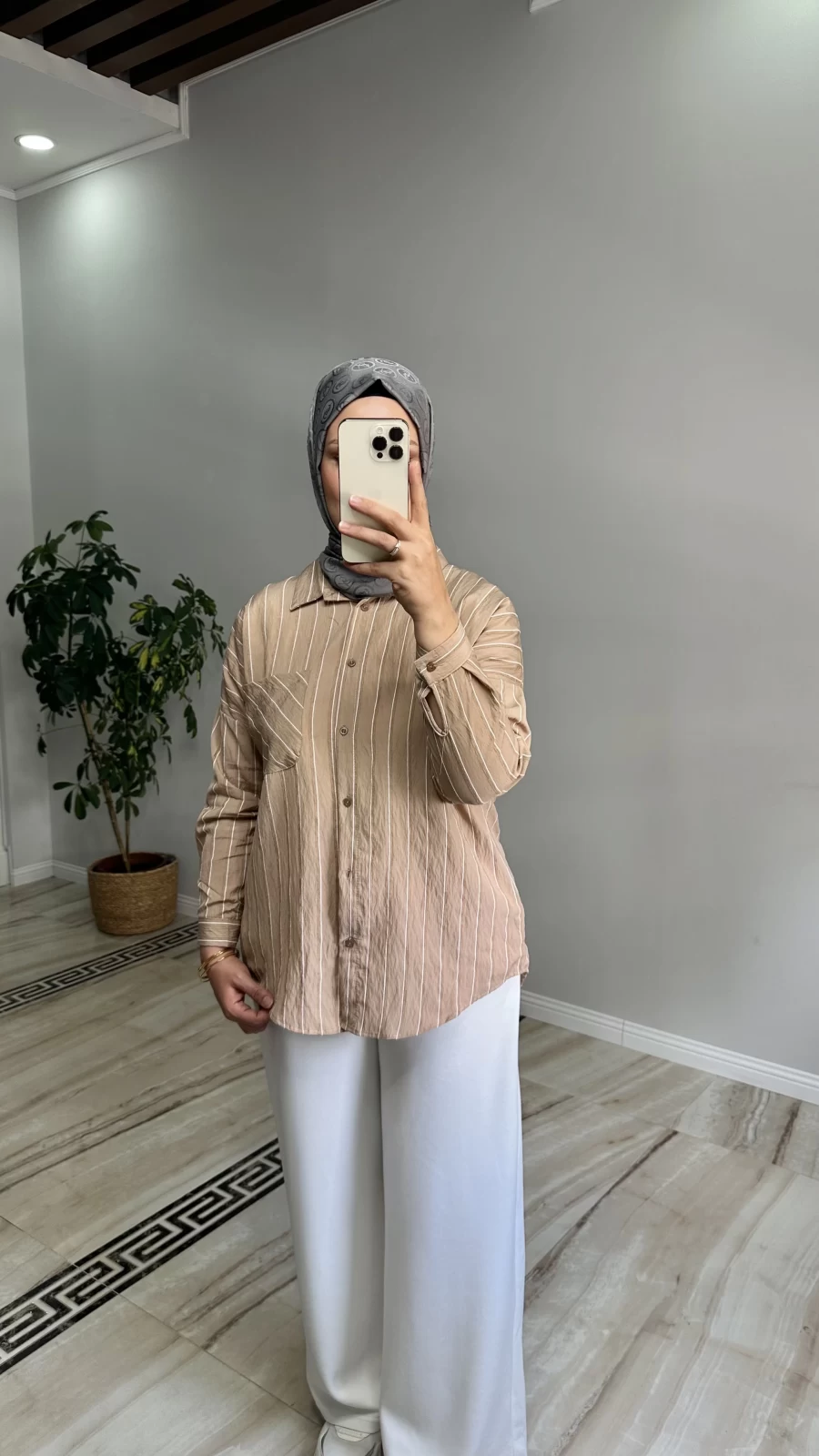 Oversize İnce Çizgili Gömlek