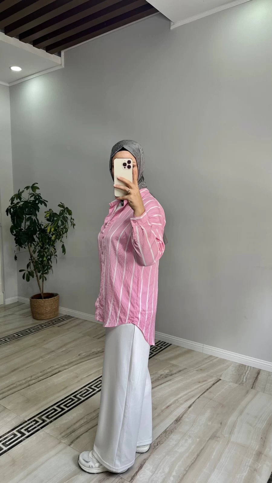 Çizgili Pembe-Beyaz Gömlek