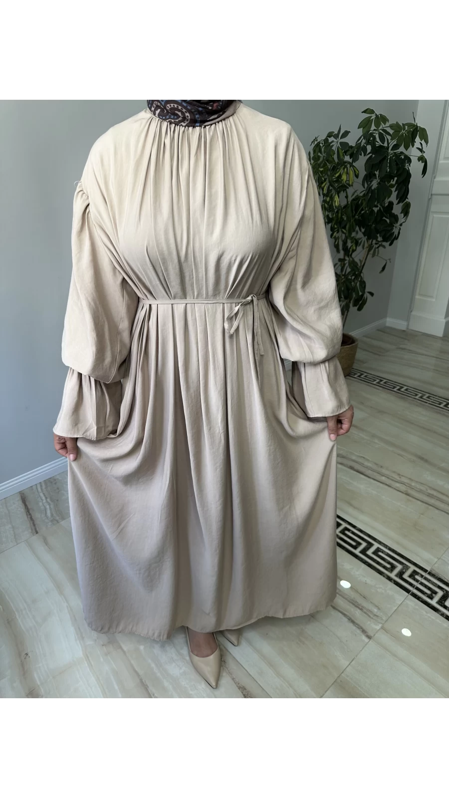 Kolları Fırfırlı Modal Elbise