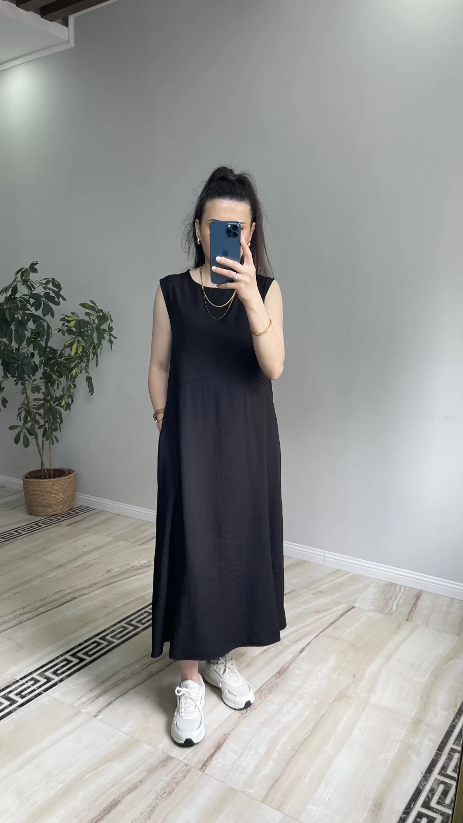 Basic Kolsuz Elbise