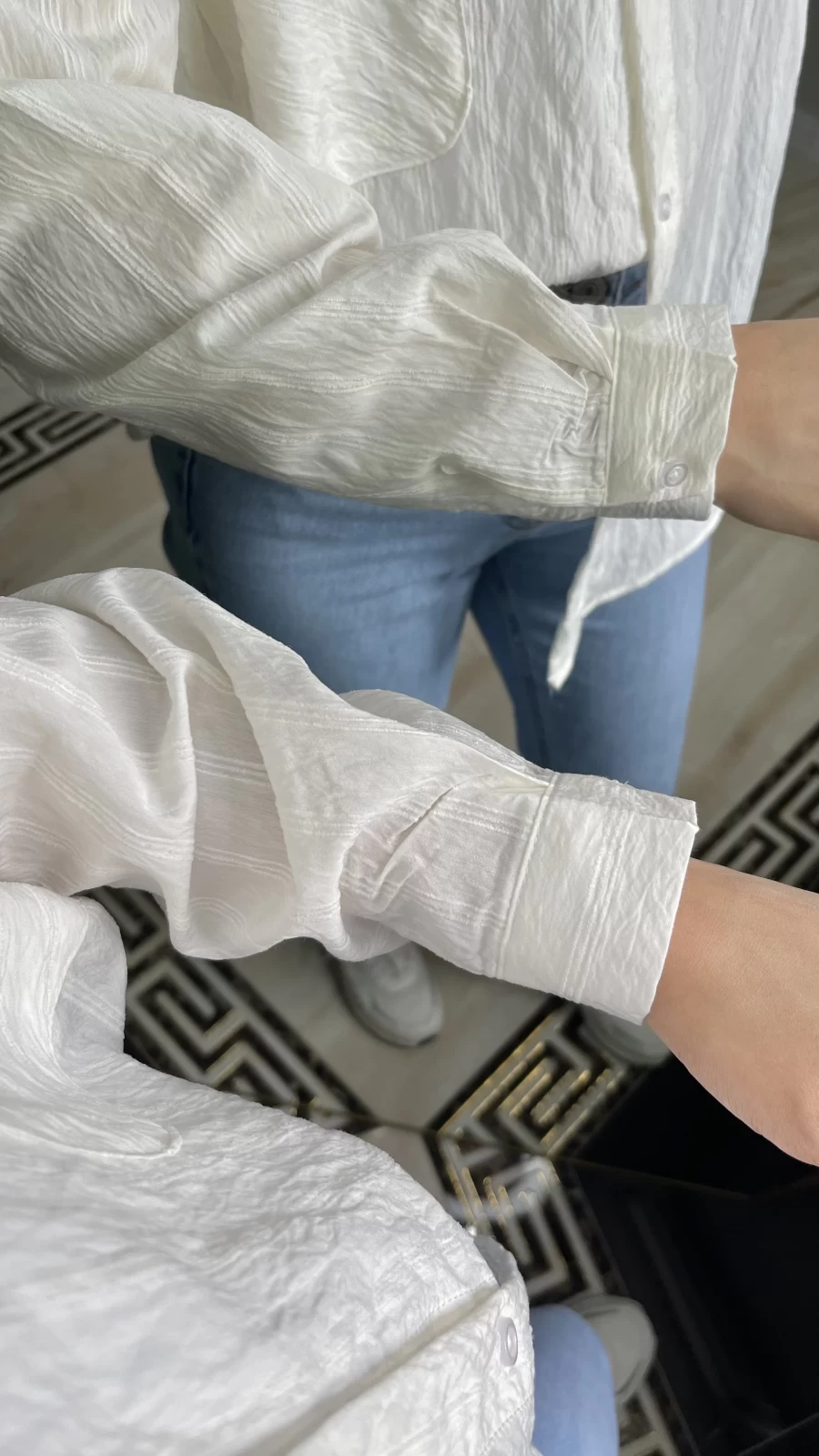 Oversize İnce Çizgili Gömlek