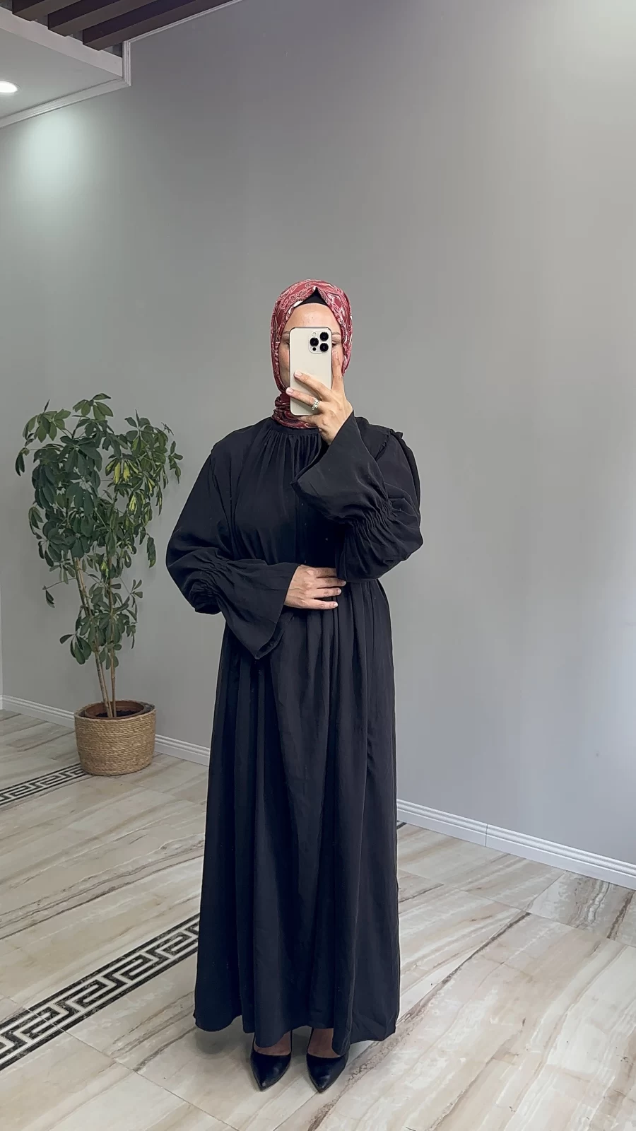 Kolları Fırfırlı Modal Elbise