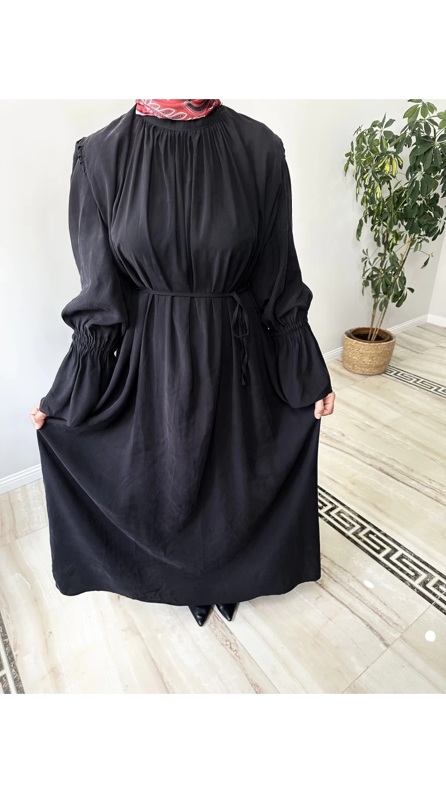 Kolları Fırfırlı Modal Elbise