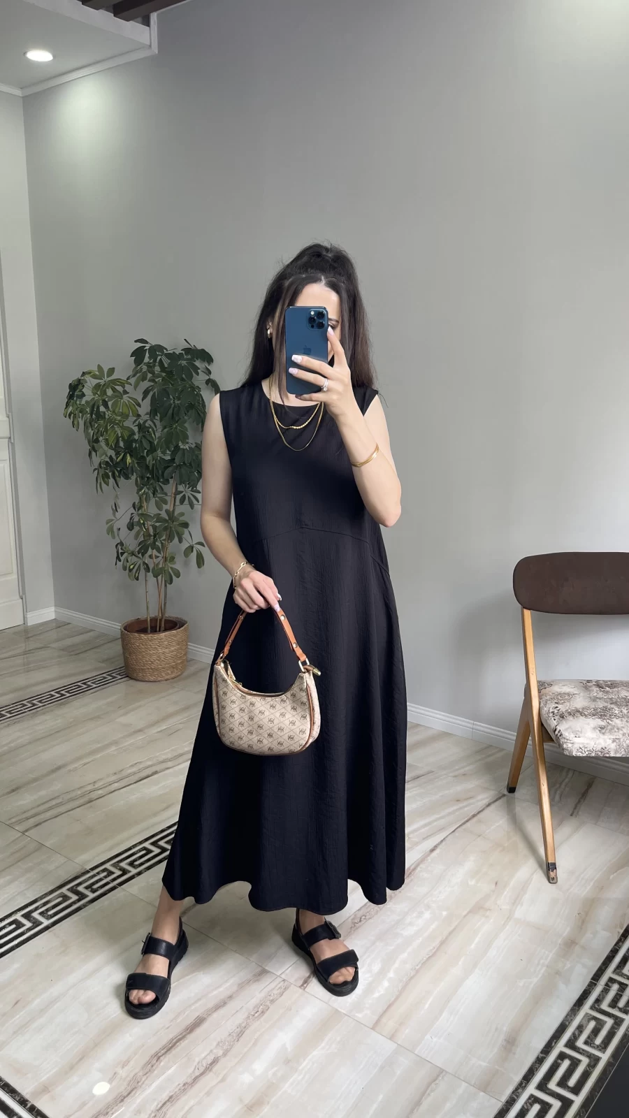 Basic Kolsuz Elbise