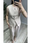 Düğmeli Kolsuz Takım