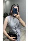 Düğmeli Kolsuz Takım