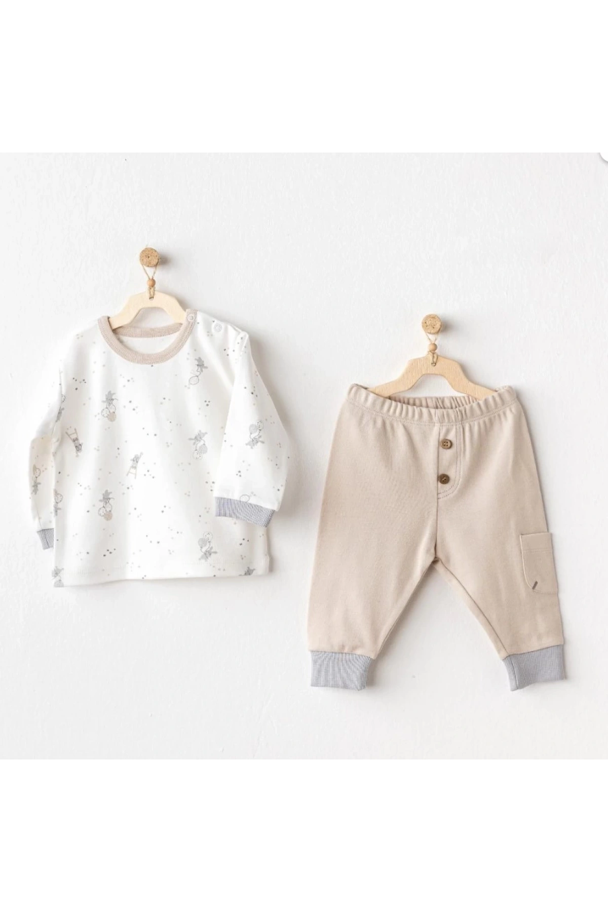 Erkek Bebek Mutlu Tavşan 2li Takım Sevimli ve Şık Bebek Seti