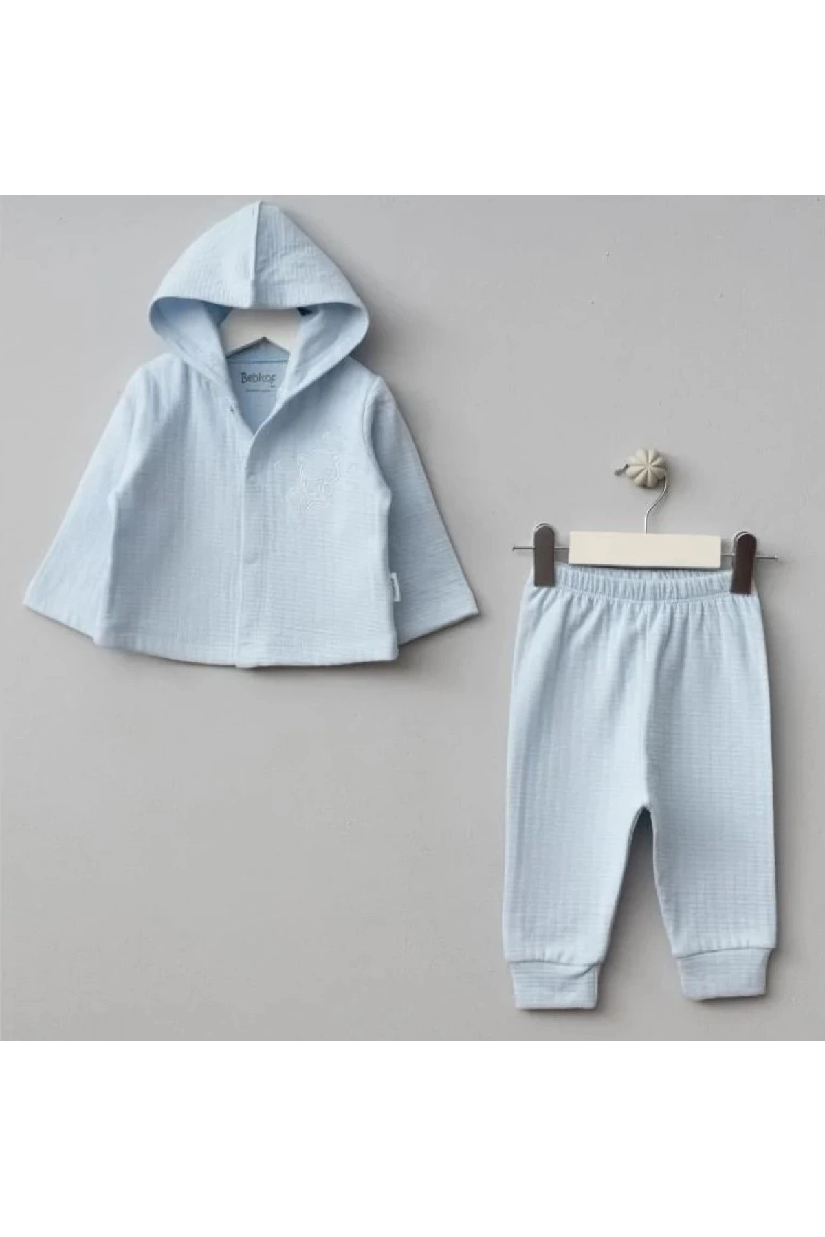 Kapüşonlu Ayıcık Desenli 2li Bebek Takımı  Sevimli ve Sıcak Bebek Giyim