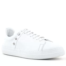 Hakiki Deri Kadın Beyaz Bağcıklı Yıldızlı Sneaker Ayakkabı