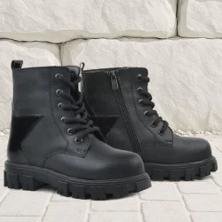 Rakerplus Siyah Yıldız Detaylı Kız Çocuk Bot