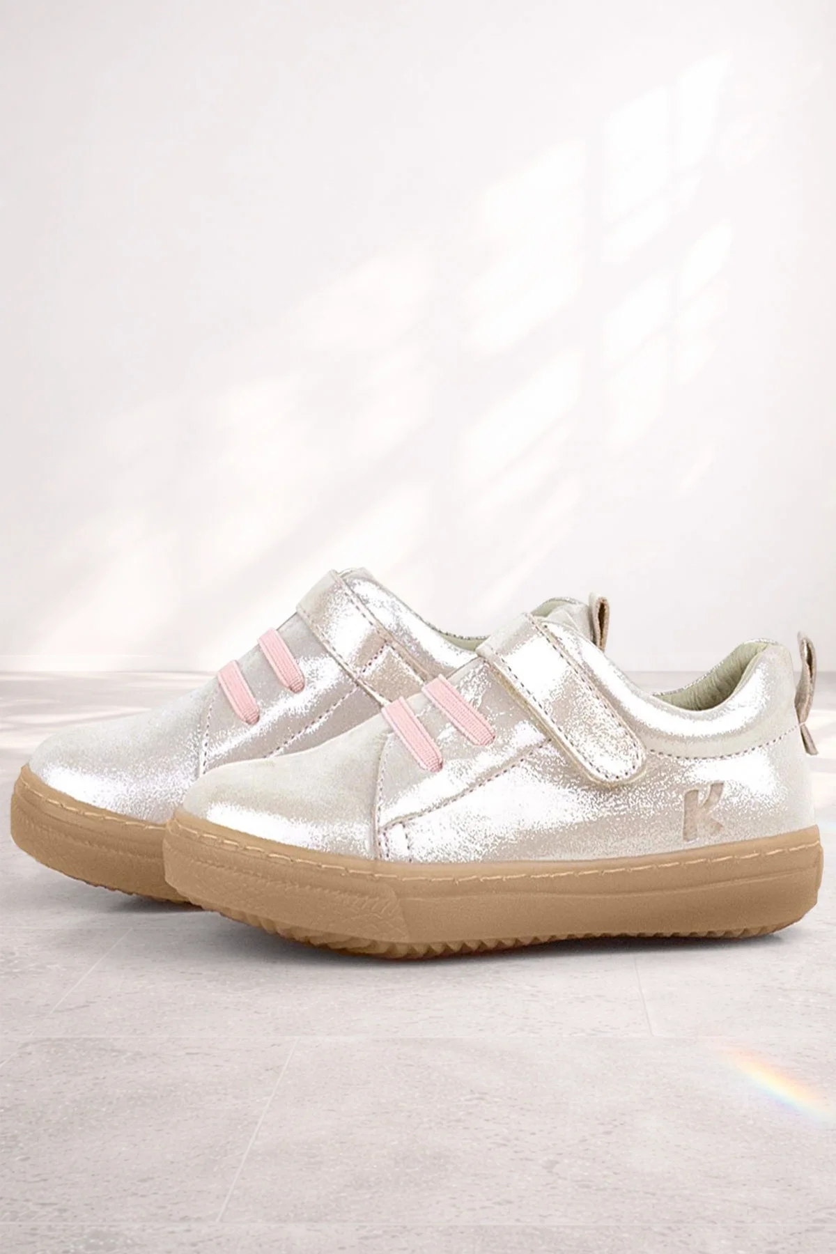 Anatomik Hakiki Deri Yumuşak Pudra Simli Lastikli Cırtlı Çocuk Ayakkabı