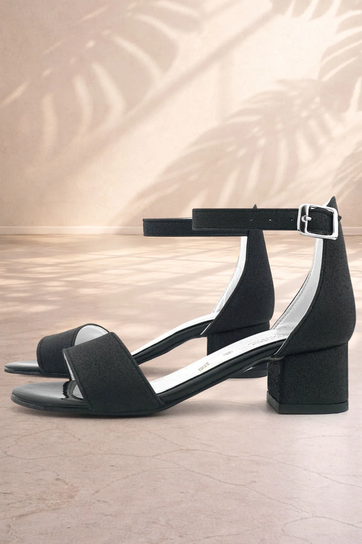 Lilo Simli Siyah Tek Bantlı Kız Çocuk Topuklu Abiye Ayakkabı