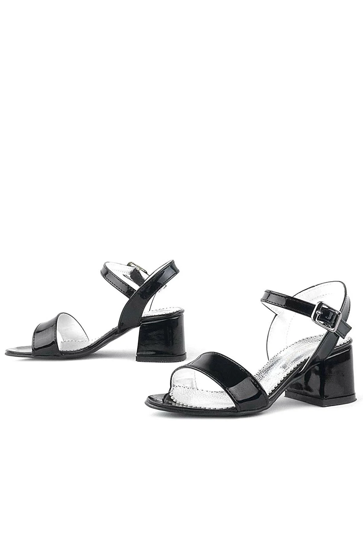 Pony Siyah Rugan Kalın Topuklu Kız Çocuk Abiye Ayakkabı