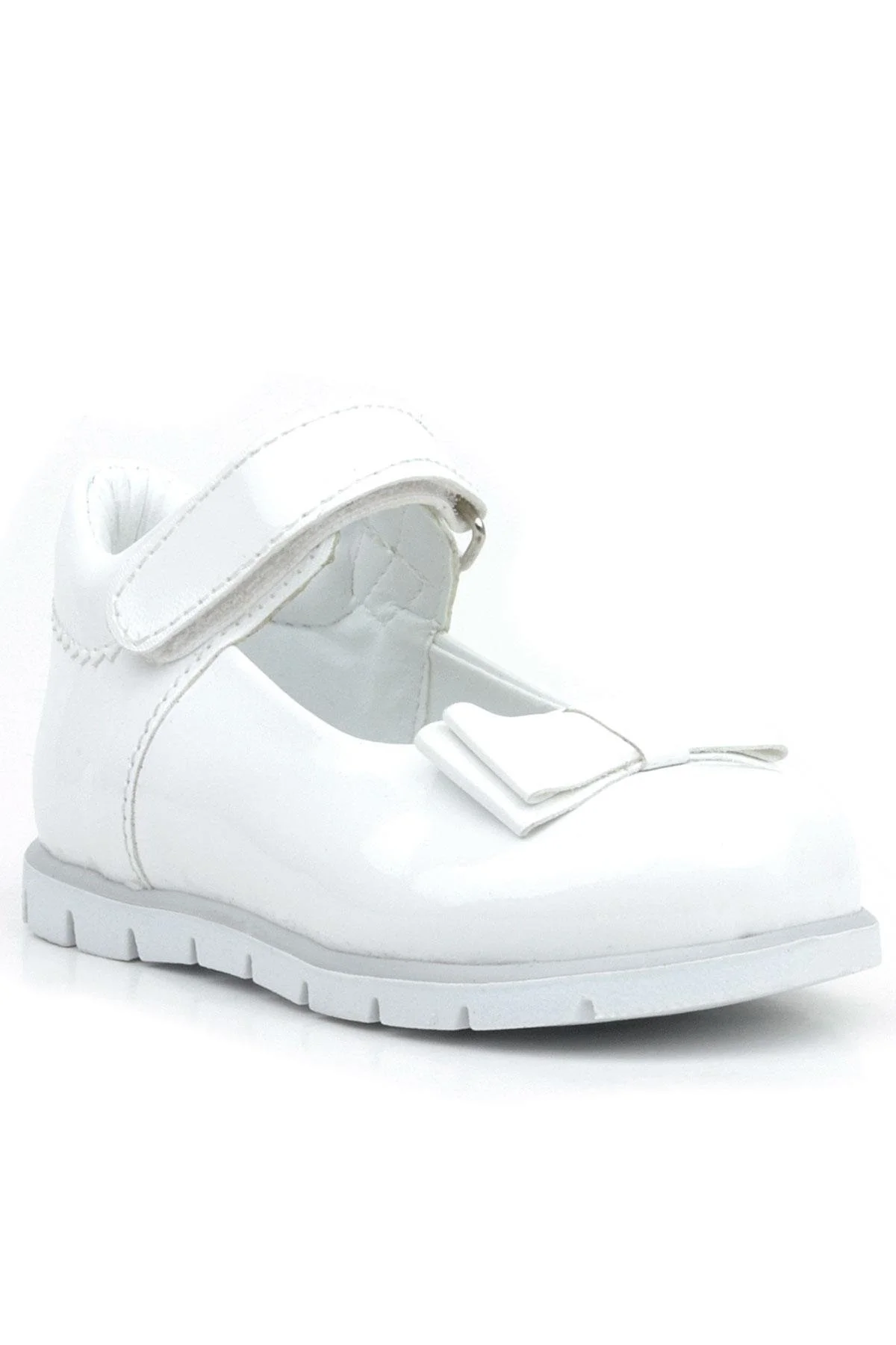 Rakerplus Beyaz Rugan Fiyonklu Kız Bebek Babet Ayakkabı