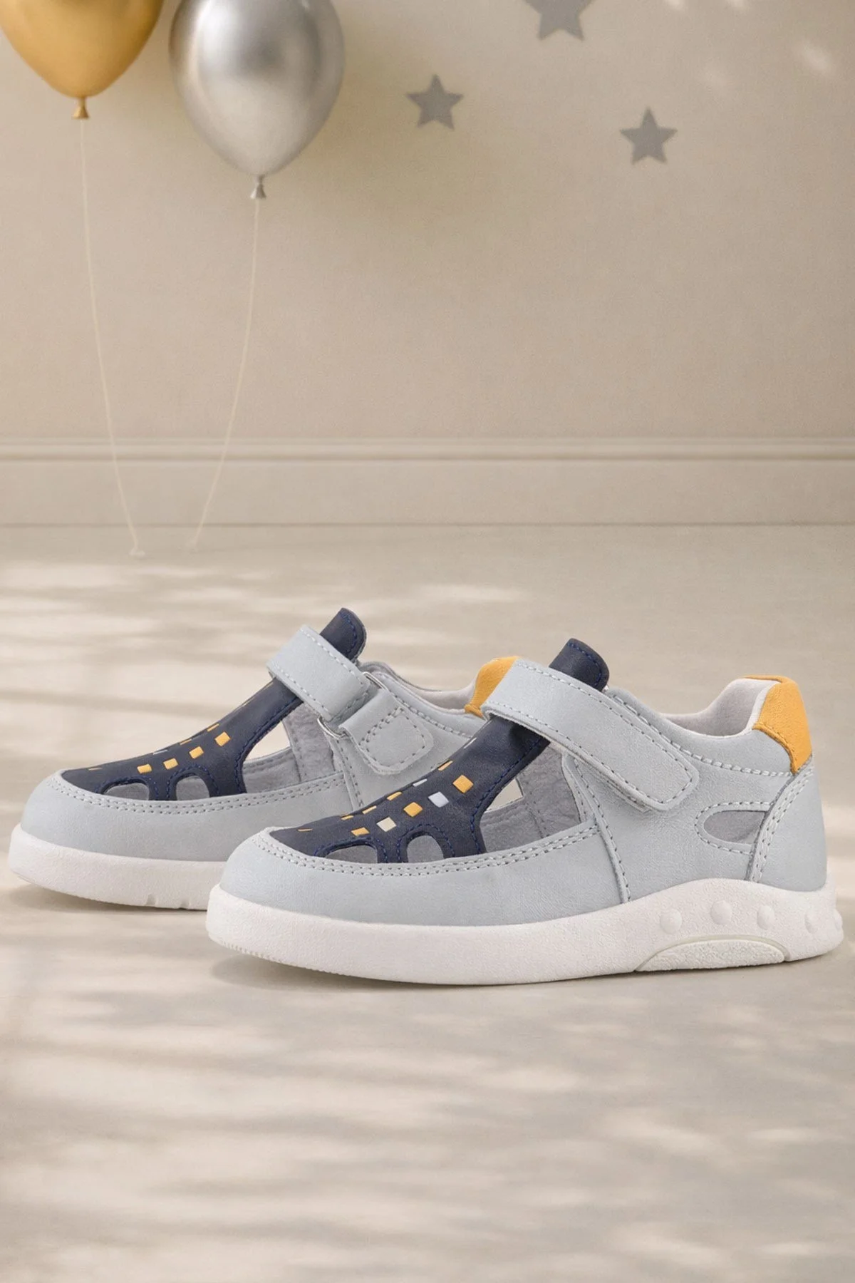 Rakerplus Hakiki Deri Anatomik Gri Cırtlı Bebek Sandalet Ayakkabı