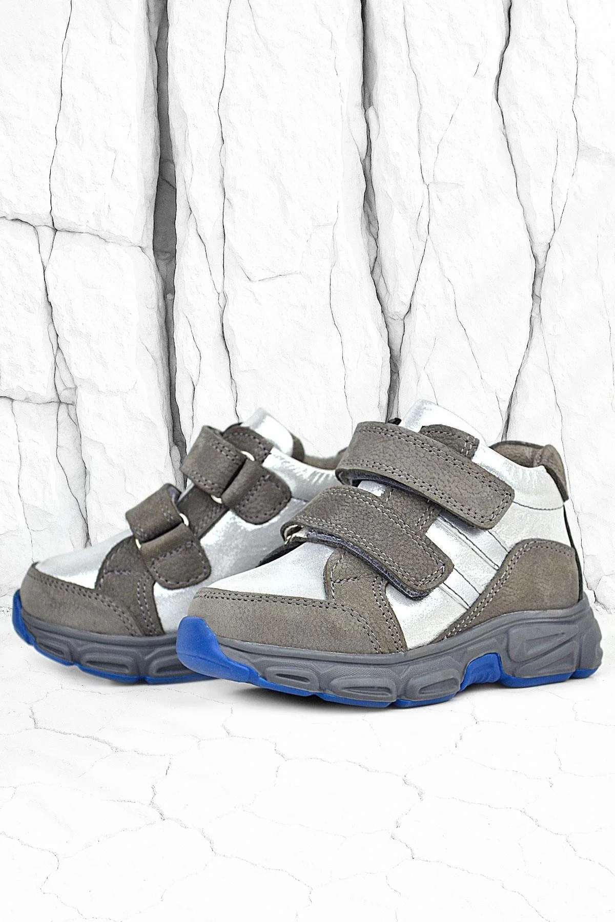 Rakerplus Hakiki Deri Gri Gümüş Cırtlı Kız Bebek Bot Ayakkabı