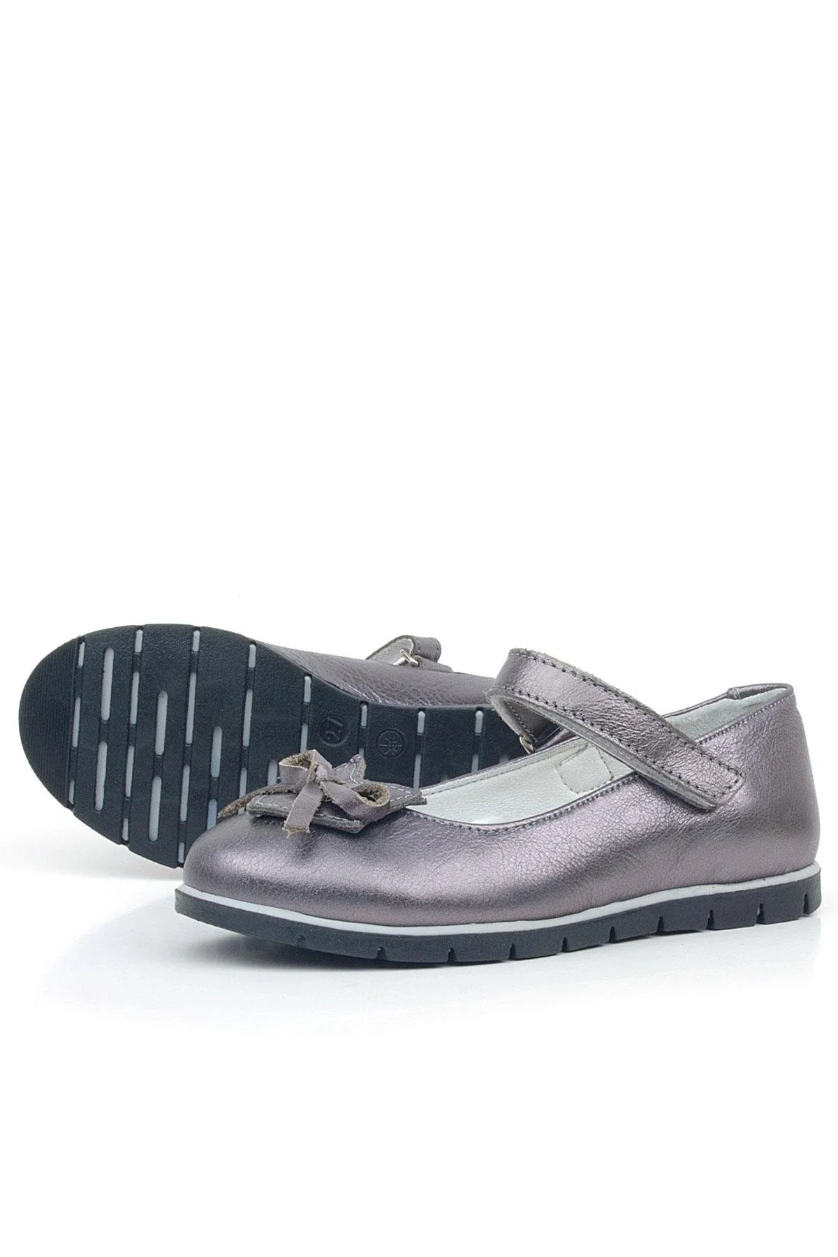 Rakerplus Hakiki Deri Platin Kurdele Detaylı Kız Çocuk Babet