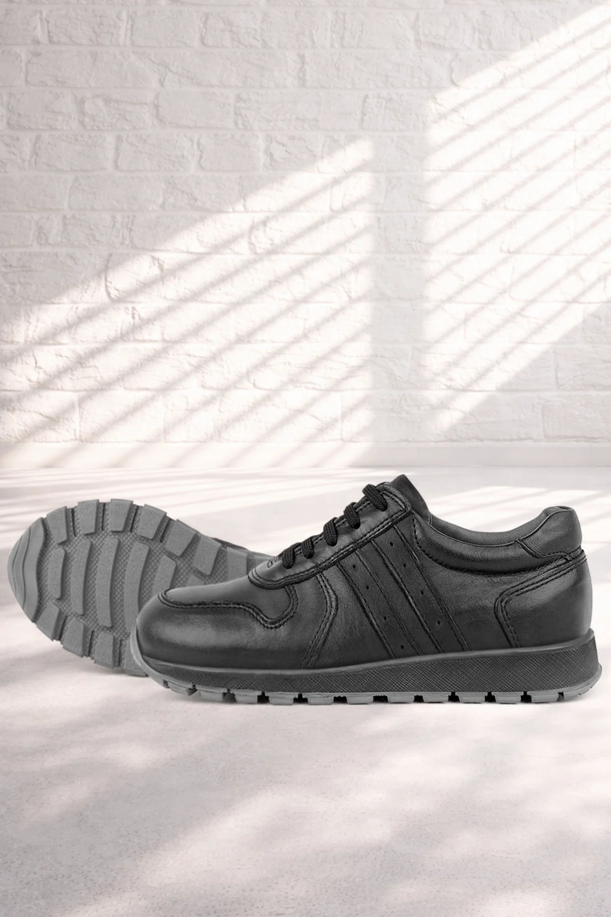 Rakerplus Hakiki Deri Siyah Çocuk Spor Ayakkabı