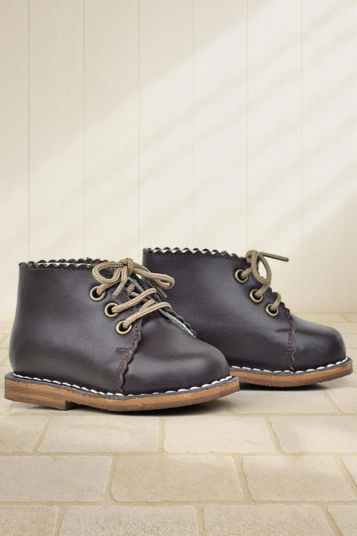 Rakerplus Handmade Hakiki Deri Kahverengi Bağcıklı Kız Bebek Bot