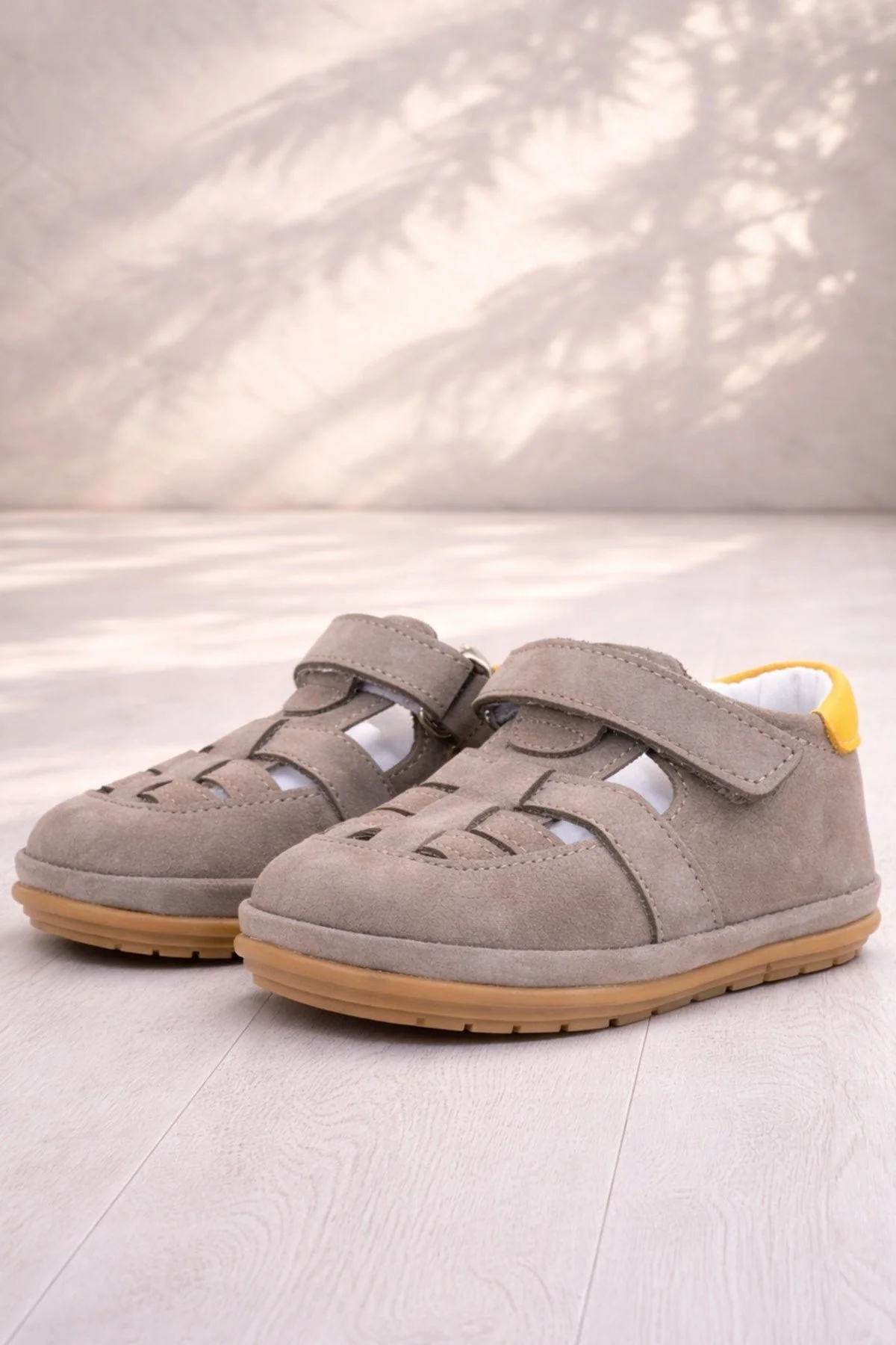 Rakerplus Muppet Hakiki Deri Kum Rengi Cırtlı Anatomik Bebek Sandalet Ayakkabı