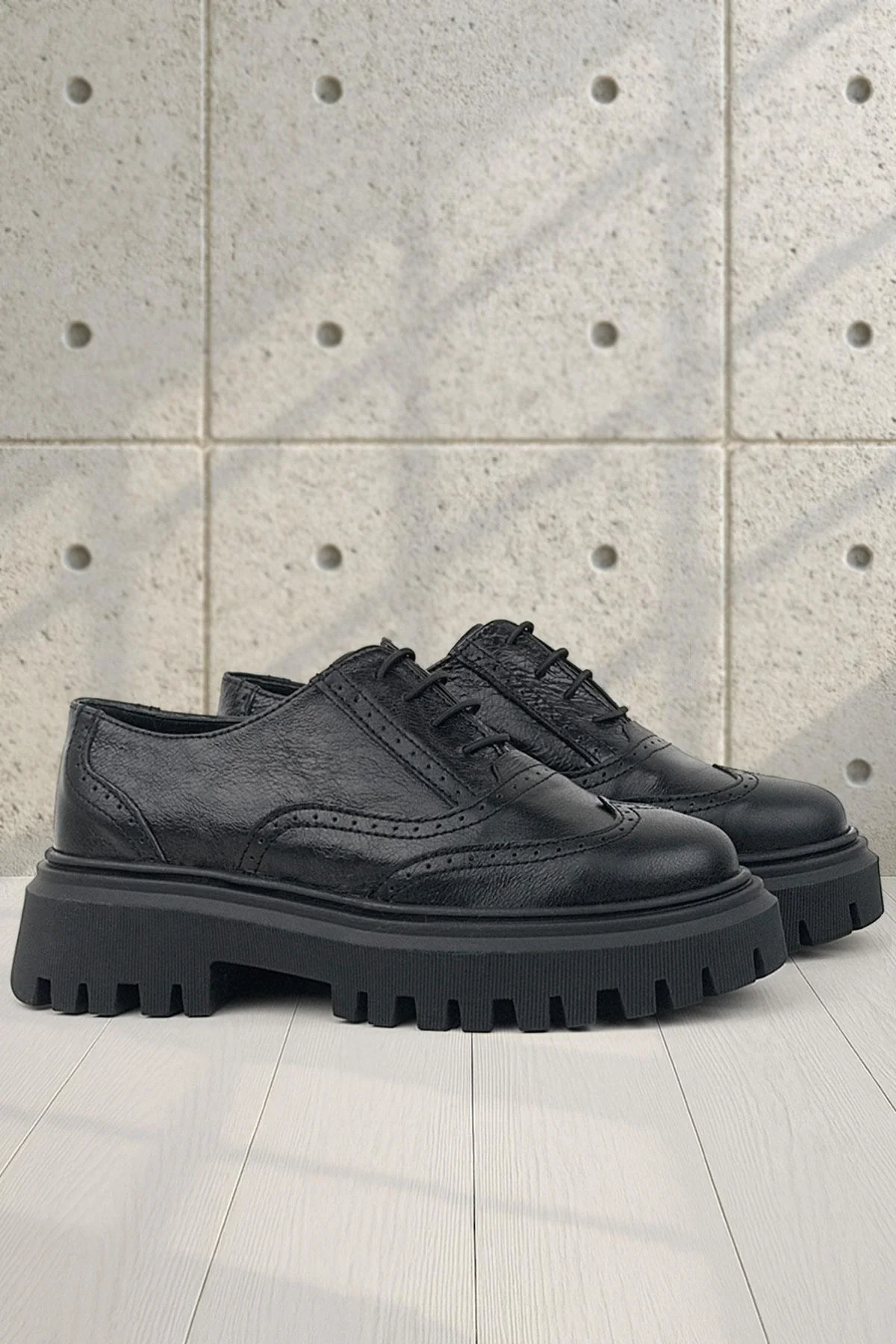 Rakerplus Siyah Kırışık Rugan Hakiki Deri Bağcıklı Oxford Günlük Ayakkabı