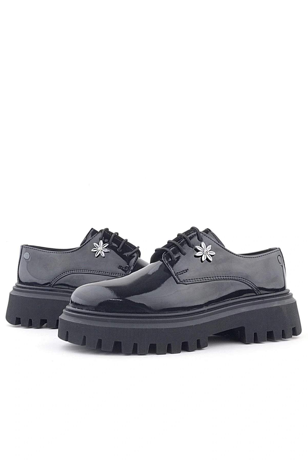 Rakerplus Siyah Rugan Bağcıklı Çiçek Detaylı Oxford Günlük Ayakkabı