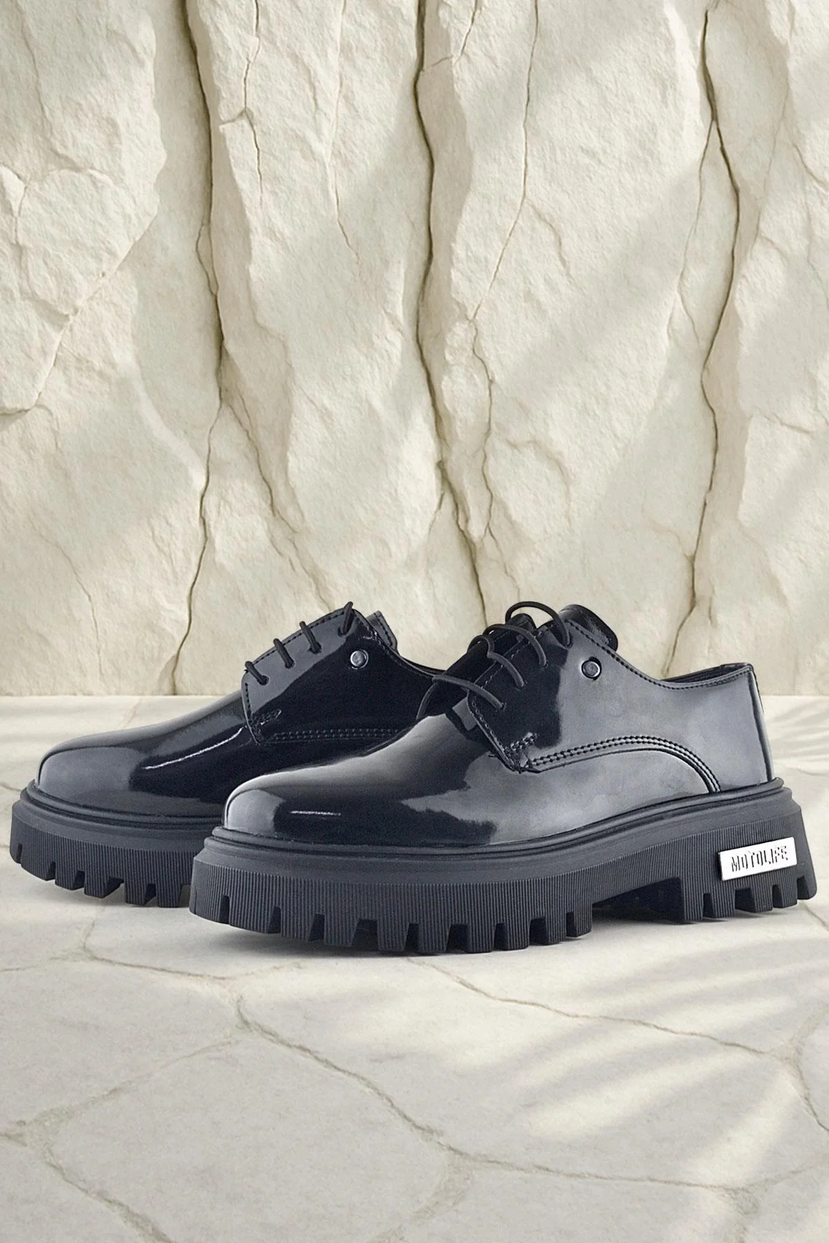 Rakerplus Siyah Rugan Bağcıklı Oxford Metal Detaylı Günlük Ayakkabı